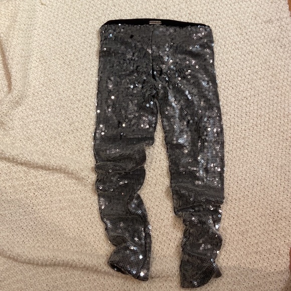 FOLLIES- BLUGIRL- Vintage, Silver and Black Sequence Leggings.  RARE find! - Picture 4 of 5